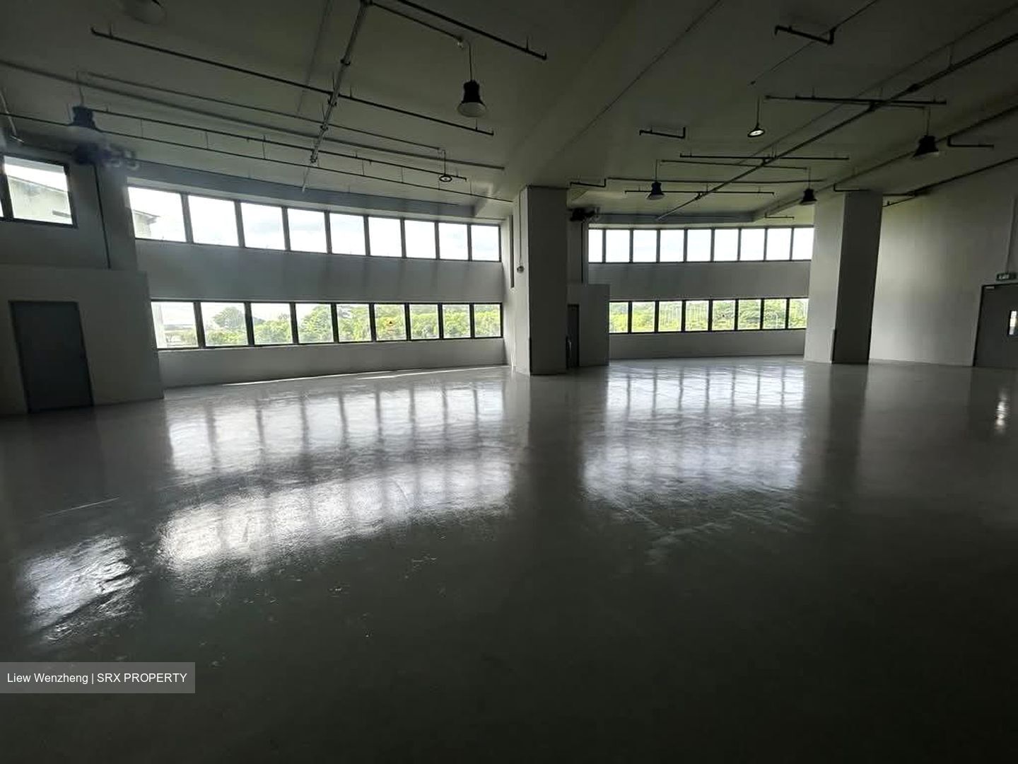 Carros Centre (D25), Factory #589181371